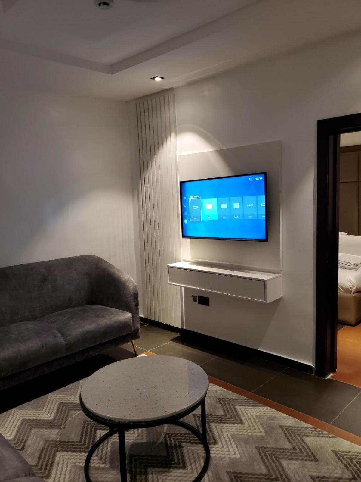 Hotel 35 Embassy لاغوس المظهر الخارجي الصورة